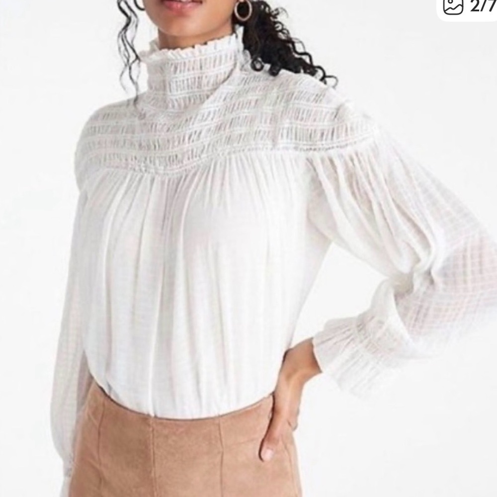 ANN TAYLOR White Smocked Victorian Career Long sleeve Elegant Blouse Size S